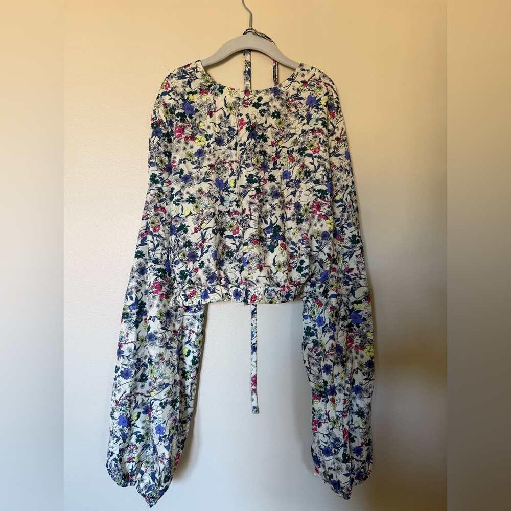 SHEIN Multicolor Floral Back Tie Crisscross Blouse